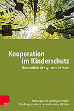 /fileadmin/_migrated/wco_publications/cover-publikation-kooperation-im-kinderschutz_220px.jpg